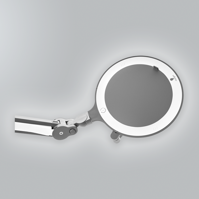 Daylight iQ Magnifier LED Lamp - Close Up Daylight iQ Magnifier LED Lamp - Close Up
